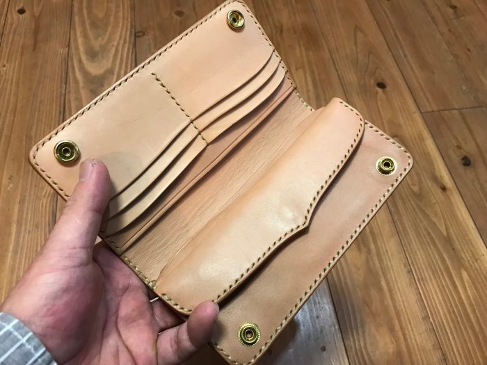 セミオーダー財布
